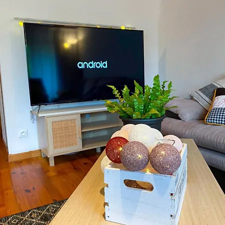Grand Climatise Ma Maison De Proche De La Rochelle 10 Personnes Saint-Medard-d'Aunis