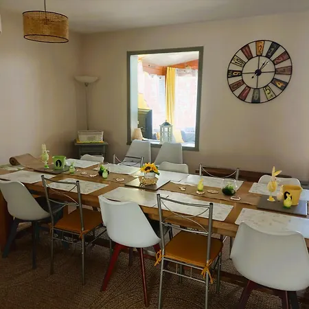 Дом отдыха Grand Climatise Ma Maison De Proche De La Rochelle 10 Personnes *
