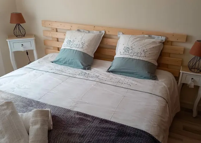 Grand Climatise Ma Maison De Proche De La Rochelle 10 Personnes Сasa de vacaciones *