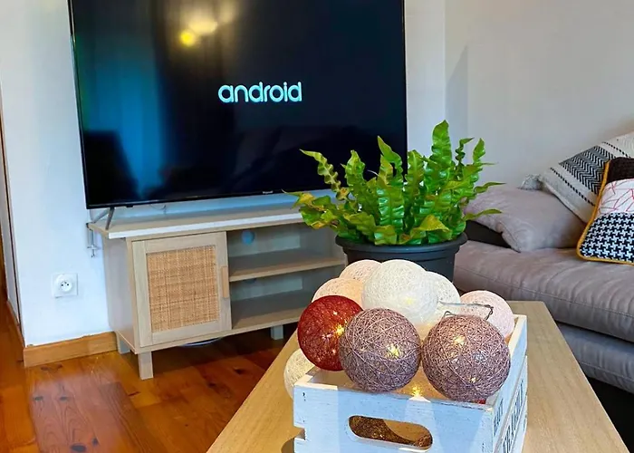 Grand Climatise Ma Maison De Proche De La Rochelle 10 Personnes Saint-Medard-d'Aunis