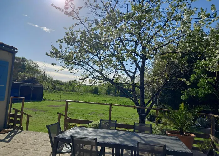 Grand Climatise Ma Maison De Proche De La Rochelle 10 Personnes Saint-Medard-d'Aunis